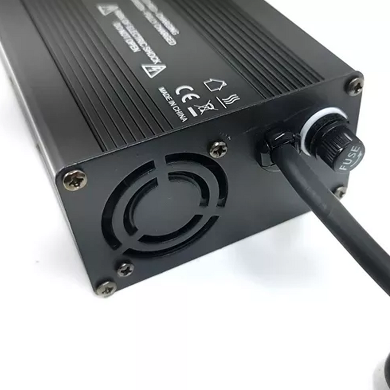Carregador Turbo Rápido 60v 20aH